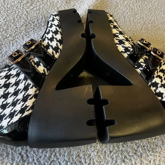 Betsey Johnson Ankle Boots Women 8 Black White Houndtooth Sequins Platfom Buckle