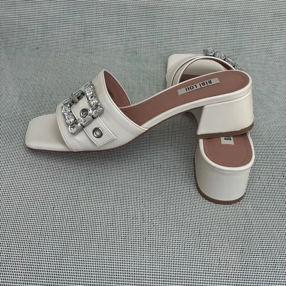 BIBI Lou Bella sandals white with rhinestones buckle size 39