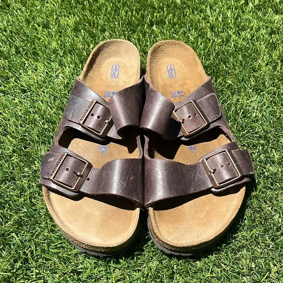 BIRKENSTOCK ARIZONA Leather Soft Footbed Sandals