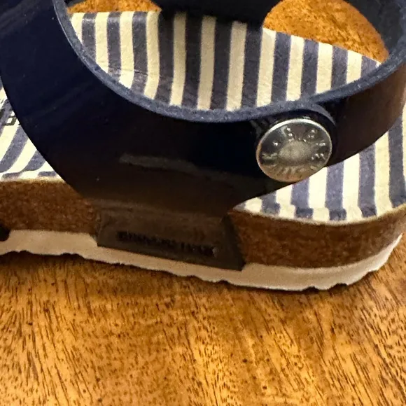 BIRKENSTOCK kids Rio nautical stripes navy Patent BF Marine Sandals