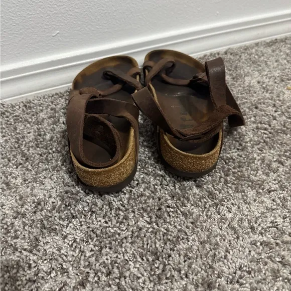 Birkenstock Women’s Yara Sandals – Oiled Leather, Habana Brown, Size 38