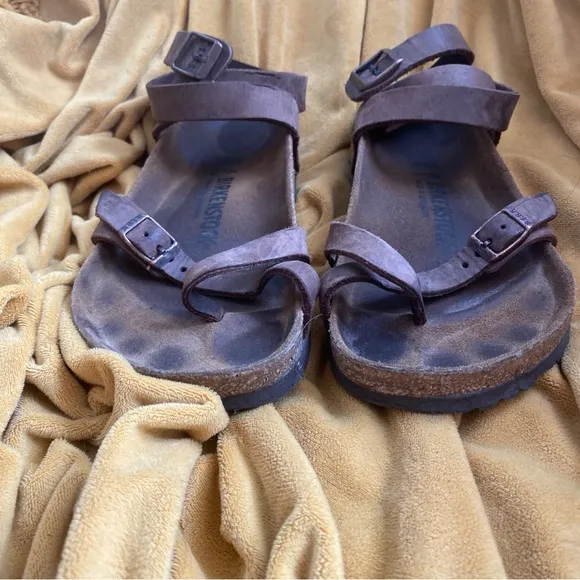 Birkenstock Yara Sandals EUC
