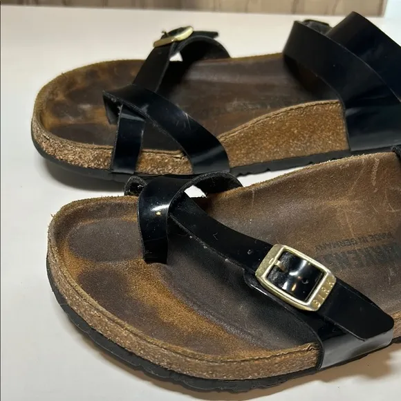 Birkenstock Yara Women's 38 (US 7-7.5) Ankle Black Patent Leather Toe Loop