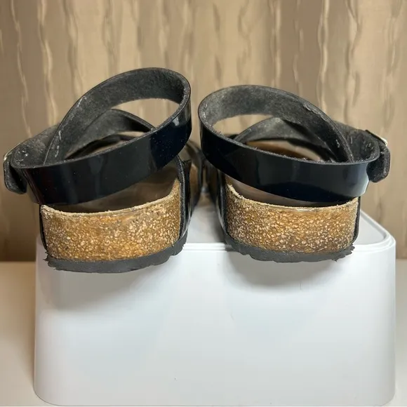 Birkenstock Yara Women's 38 (US 7-7.5) Ankle Black Patent Leather Toe Loop