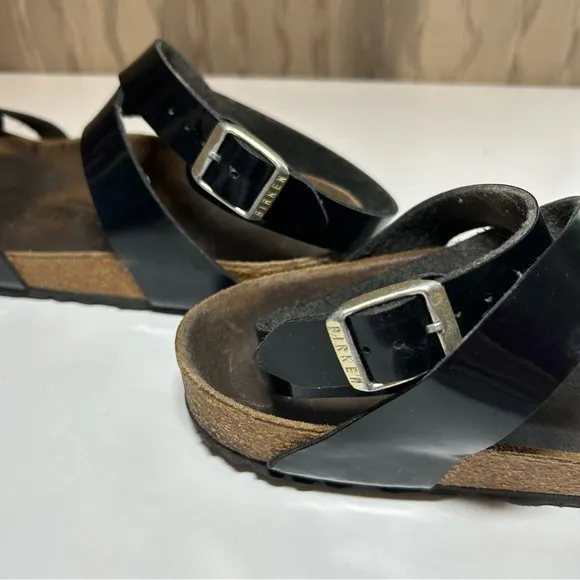 Birkenstock Yara Women's 38 (US 7-7.5) Ankle Black Patent Leather Toe Loop