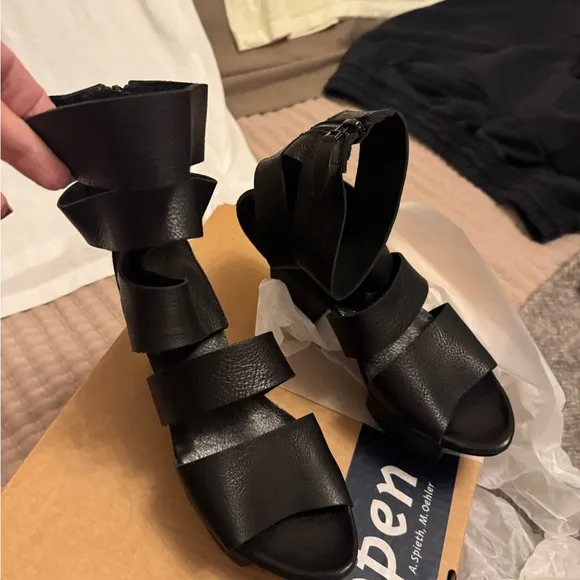 Black sandals with thick straps chunky heel and platform
