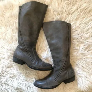 Born BOC Leather Boots 9 Gray Iona Knee High Heel Grey Zip Up Curved Shoes