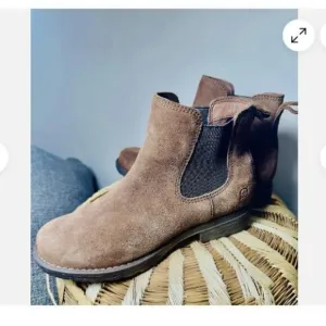 Born Cove Chelsea Boots Womens 9 Brown Suede Pull On Ankle Bootie Shoes
