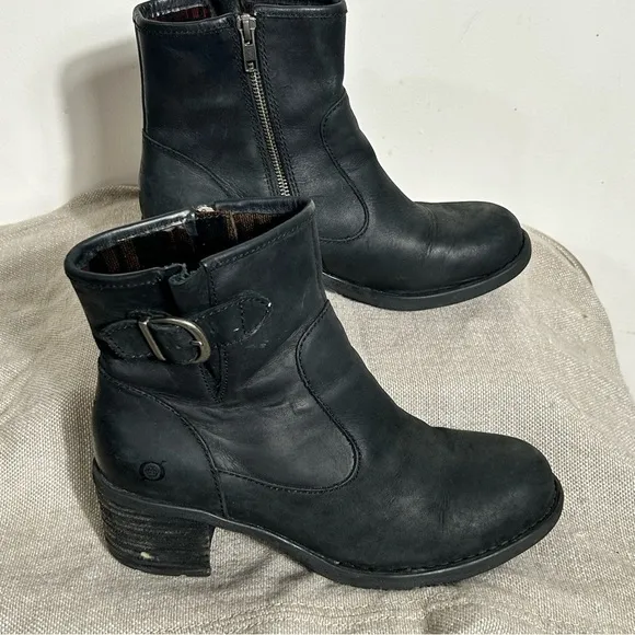 Born Women's Gunn Boot Size 9 Block Heel Biker Black Leather Moto Lug Sole Shoe