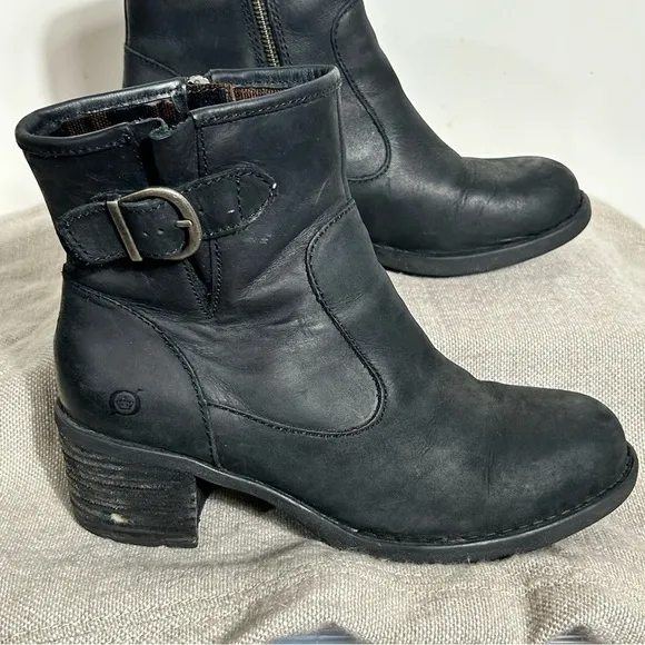 Born Women's Gunn Boot Size 9 Block Heel Biker Black Leather Moto Lug Sole Shoe
