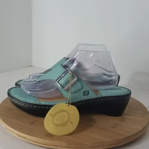 Born Leather Sandals with Buckle Teal Women's Size 10 NWT
