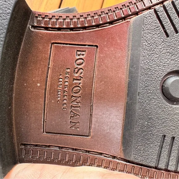 Bostonian Brown Leather Men's ankle boots EUC.