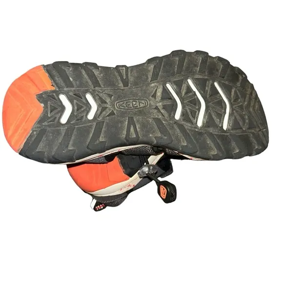 Boys KEEN Child Newport Neo H2 Closed Toe gray Water Sandals size 13