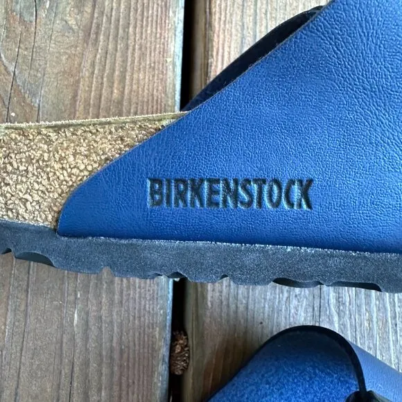 Brand New Birkenstock Navy Blue Two Buckle Arizona in Unisex 42 - Women's 11