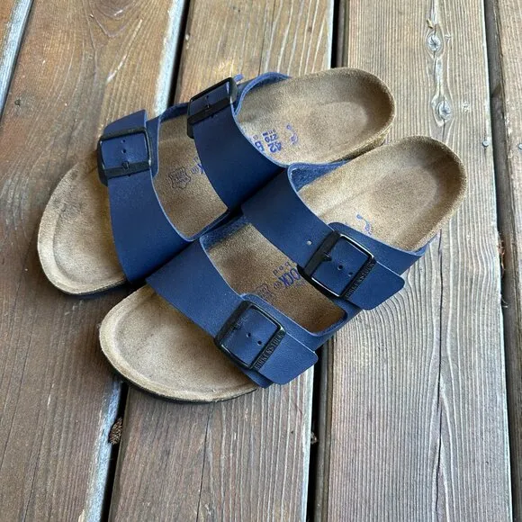 Brand New Birkenstock Navy Blue Two Buckle Arizona in Unisex 42 - Women's 11