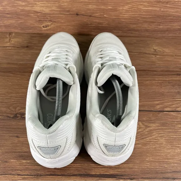 BROOKS Addiction Walker 2 White Leather Orthotic Sneakers Men’s Size 11 Shoes