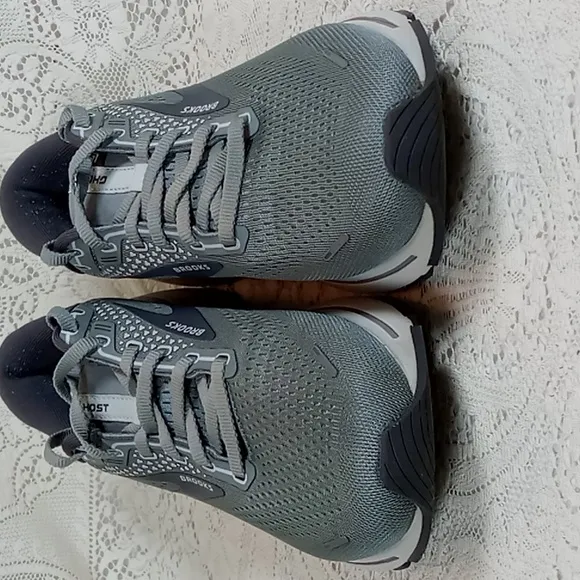 Brooks Ghost 14 Men's Gray Running Shoes Size 9M(D)