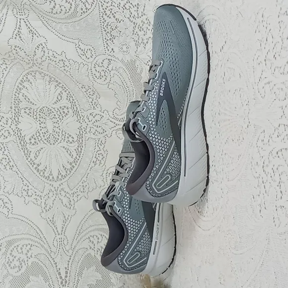 Brooks Ghost 14 Men's Gray Running Shoes Size 9M(D)