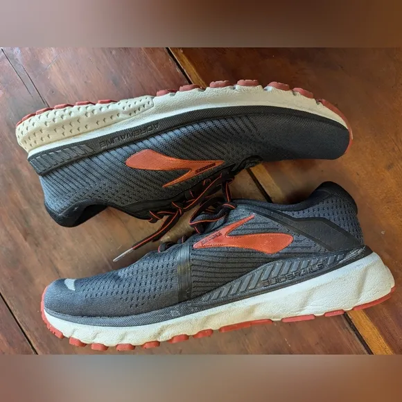 Brooks GTS Adrenaline 20
