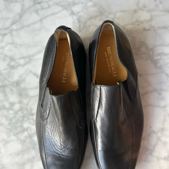Bruno Magli Men’s 8 - Raging Leather Slip On Shoes - made in italy  (MO1189)
