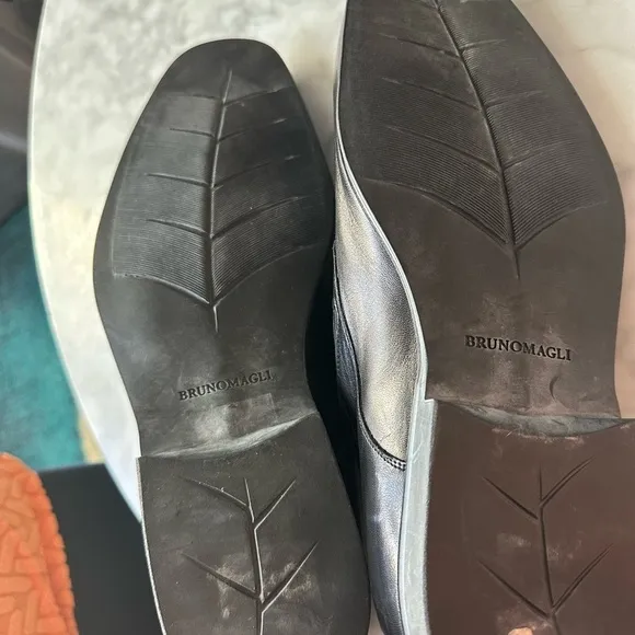 Bruno Magli Men’s 8 - Raging Leather Slip On Shoes - made in italy  (MO1189)