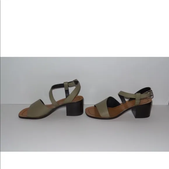 CELINE SAGE GREEN SIDE SANDAL LEATHER SANDALS 55