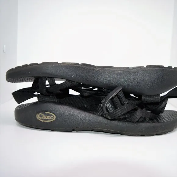 Chaco Classic All Black Women's Sandals Shoes SIze 8