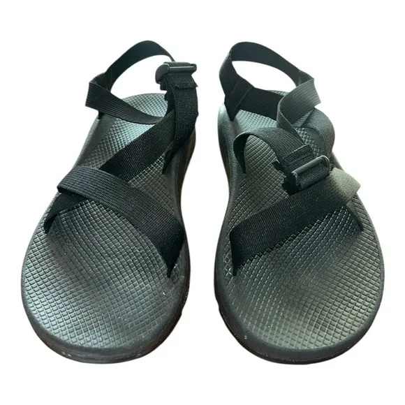 Chaco men’s Black adjustable Strappy wide width Sandals size 12W