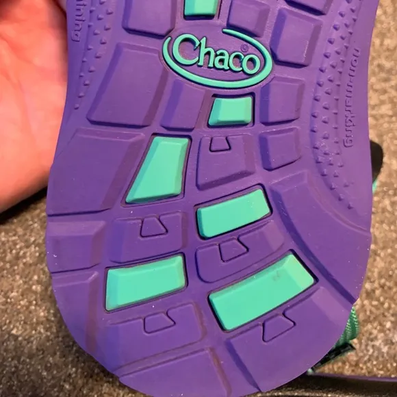 Chaco Sandals Girls Youth Size 2 in great condition. Please see all the pics!