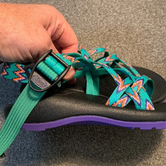 Chaco Sandals Girls Youth Size 2 in great condition. Please see all the pics!