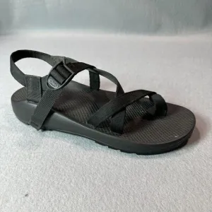 Chaco Sandals Mens 12 Z2 Classic Black Toe Loop Walking Hiking Ankle Strap