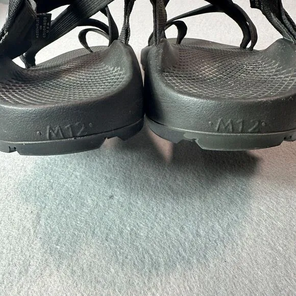 Chaco Sandals Mens 12 Z2 Classic Black Toe Loop Walking Hiking Ankle Strap