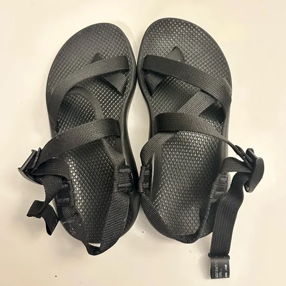 Chaco WOMEN'S Z/CLOUD ADJUSTABLE STRAP WIDE-WIDTH CUSHIONED SANDAL Size 7.0