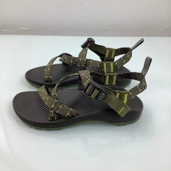 Chaco Z1 Ecotread Forest point Hiking Sandals youth size 5 EUC