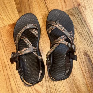 Chaco Z2 Yampa Blossom Women’s Brown Vibram Water Sandals; Size 8 US