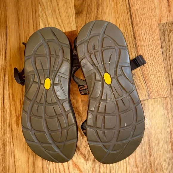 Chaco Z2 Yampa Blossom Women’s Brown Vibram Water Sandals; Size 8 US