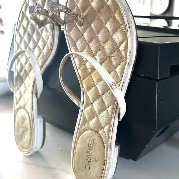 Chanel vintage sandals