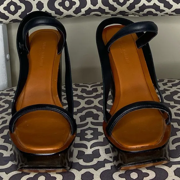 CHARLES JOURDAN PARIS Genuine Leather Wood Block Heel Sandals Size 10
