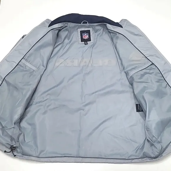 Chicago Bears NFL Jacket Full Zipper &quot;C&quot; Logo Water Resistant Coat Wind Breaker