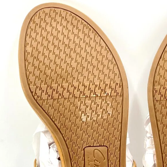 Circus NY Sam Edelman Size 7.5 Tan Beige Ceila Medallion Flat Sandals Shoes