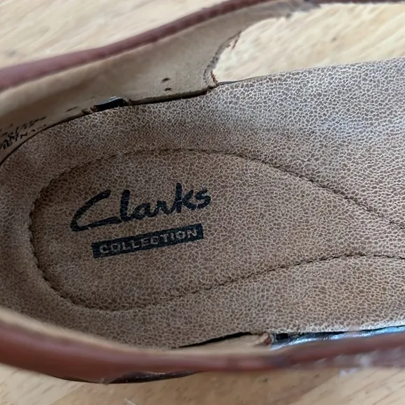 Clark’s Bendable Wendy River Brown Leather Camel Tan Fisherman Sandals Size 7.5
