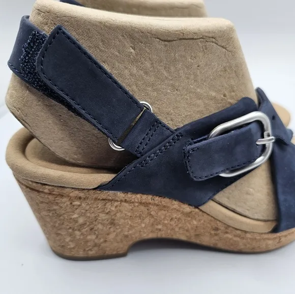 Clarks Collection Giselle Dove Navy Nubuck Sandals