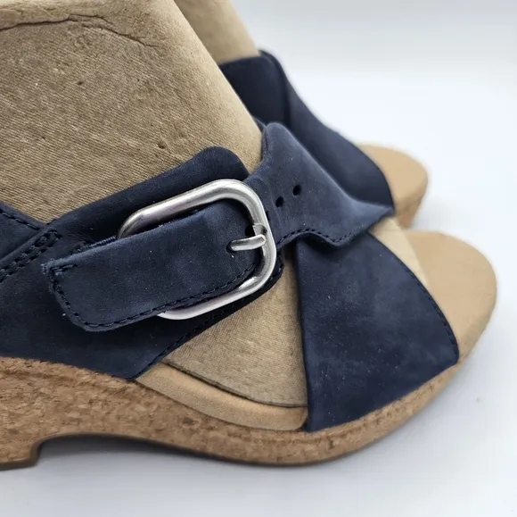 Clarks Collection Giselle Dove Navy Nubuck Sandals