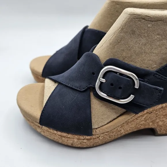 Clarks Collection Giselle Dove Navy Nubuck Sandals