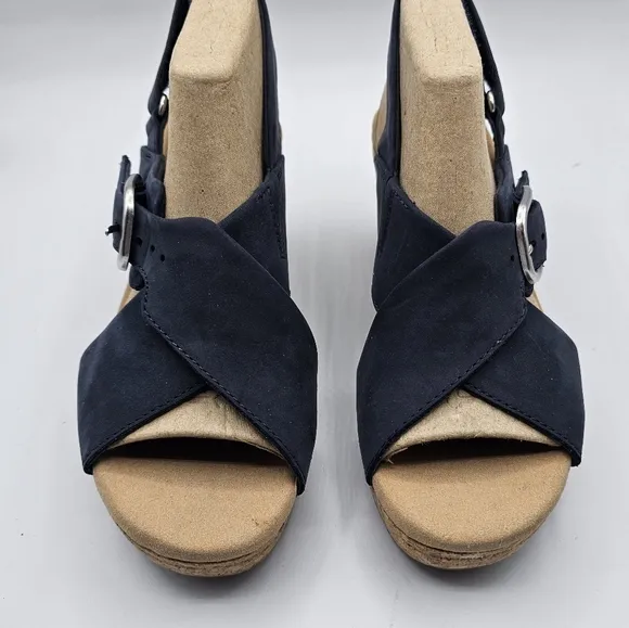 Clarks Collection Giselle Dove Navy Nubuck Sandals