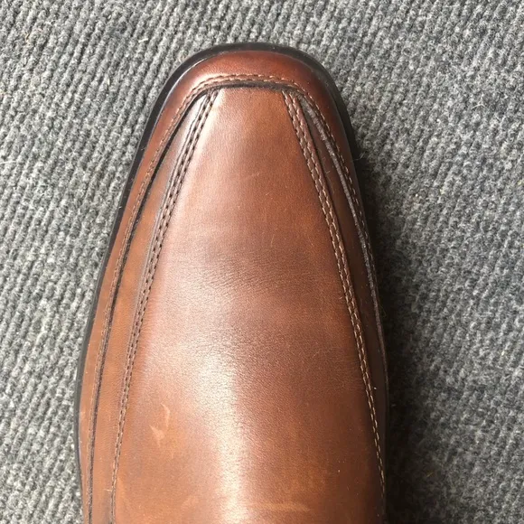 Clarks Cushion Leather Slip On Brown Dress Shoes EUC 8.5