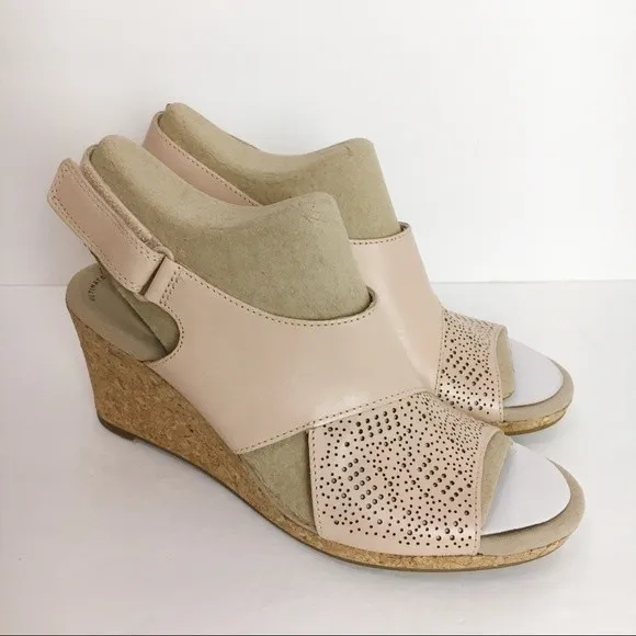 Clarks Women's Lafley Joy Blush Pink Leather Sandals Wedges Shoes 8.5 NEW
