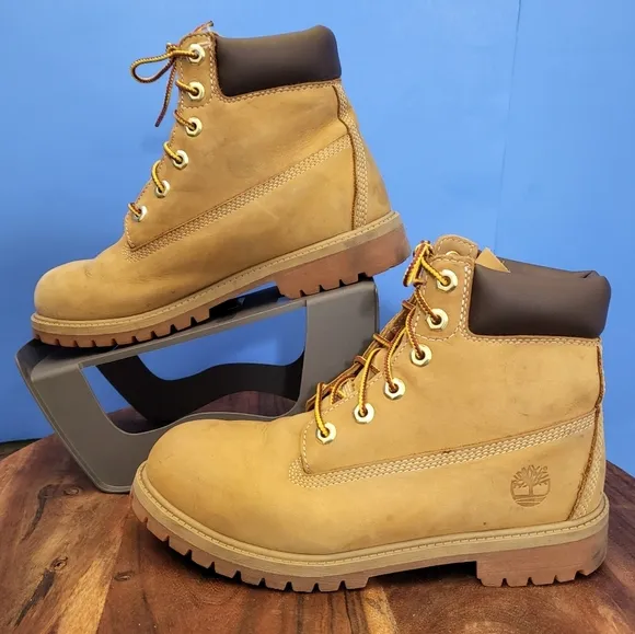 Classic Timberland Waterproof 6&quot; Boots 200 Primaloft Wheat Youth 6 (Women's 7.5)