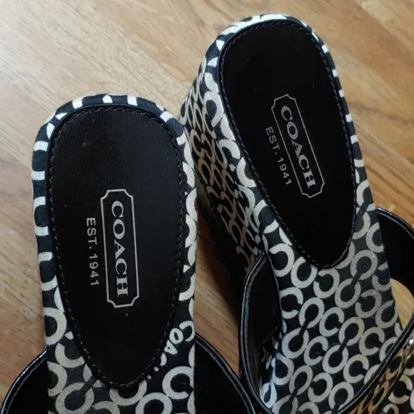 Coach Felicia Wedges Sandals 7B