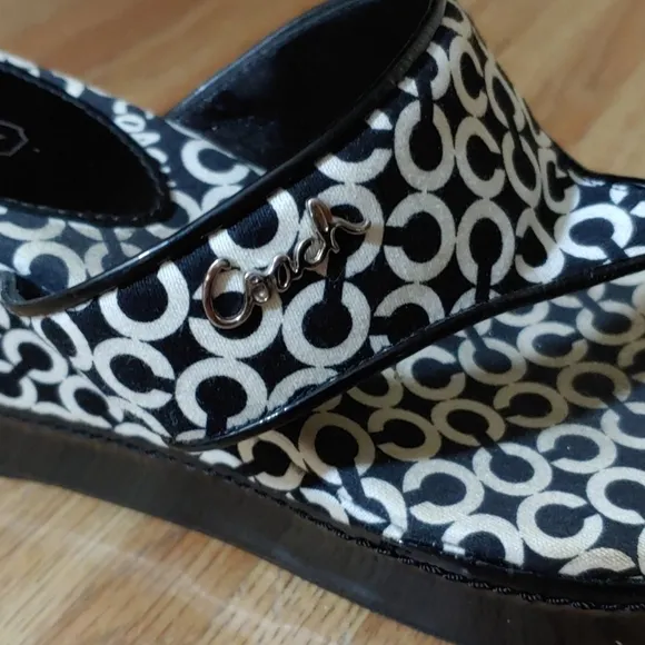 Coach Felicia Wedges Sandals 7B